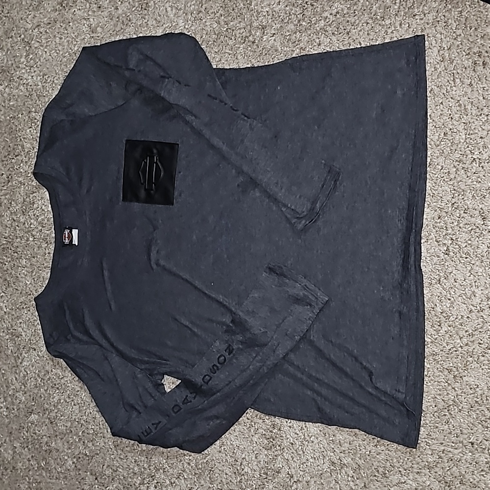 Harley Davidson long-sleeved t-shirt with a faux leather pocket